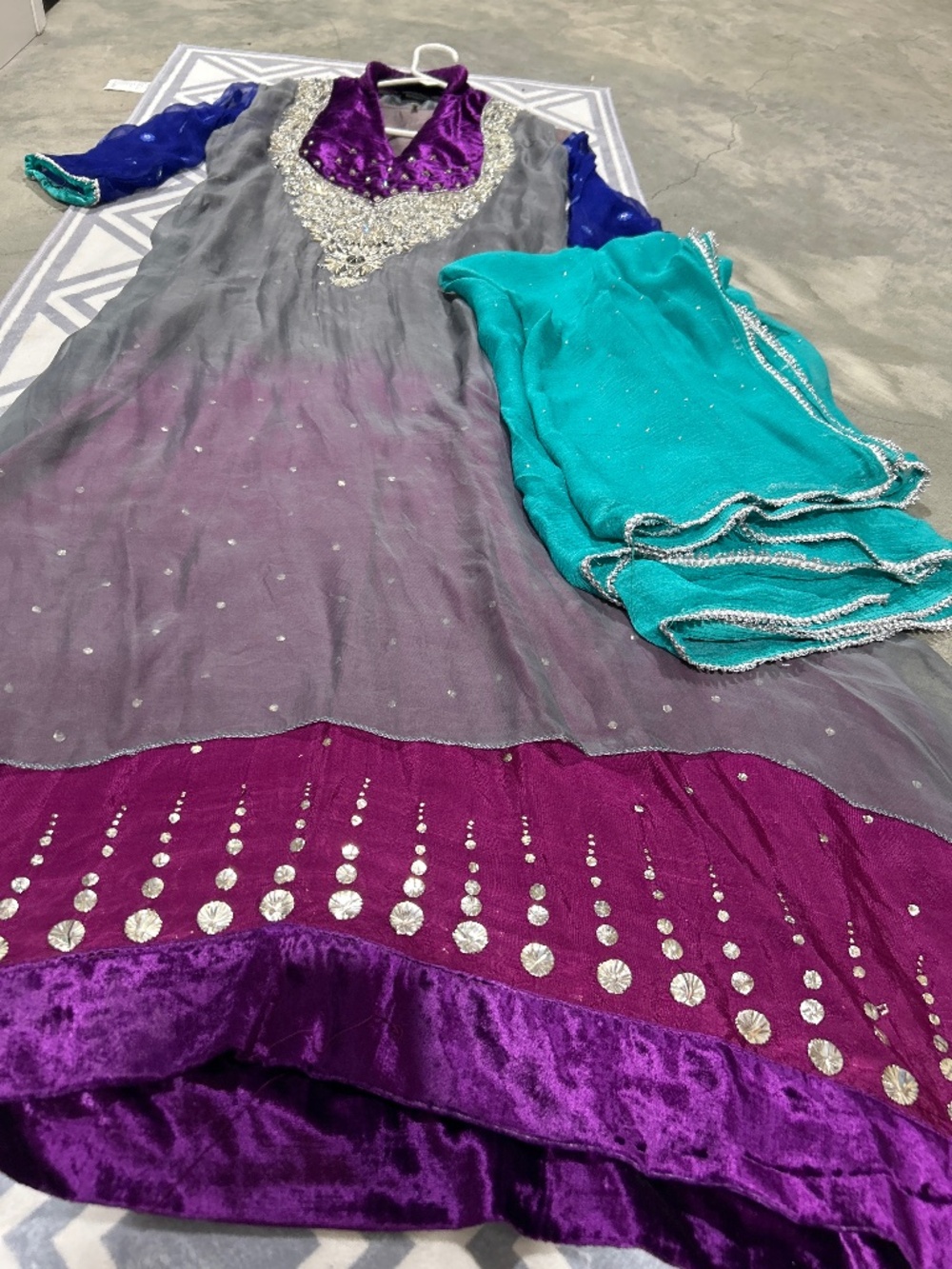 Extremely beautiful Indian Pakistani dress leggings sharara